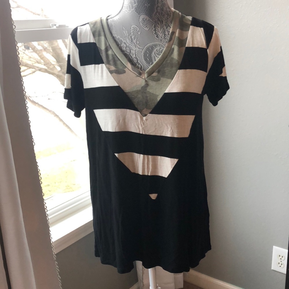 V-neck top